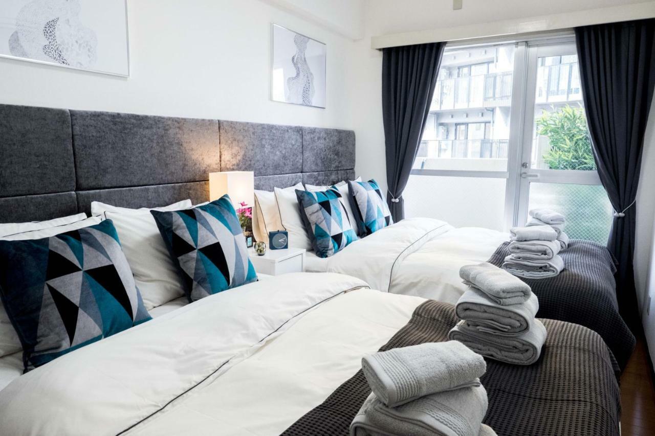 Charming With Private Balcony Apartemen *
