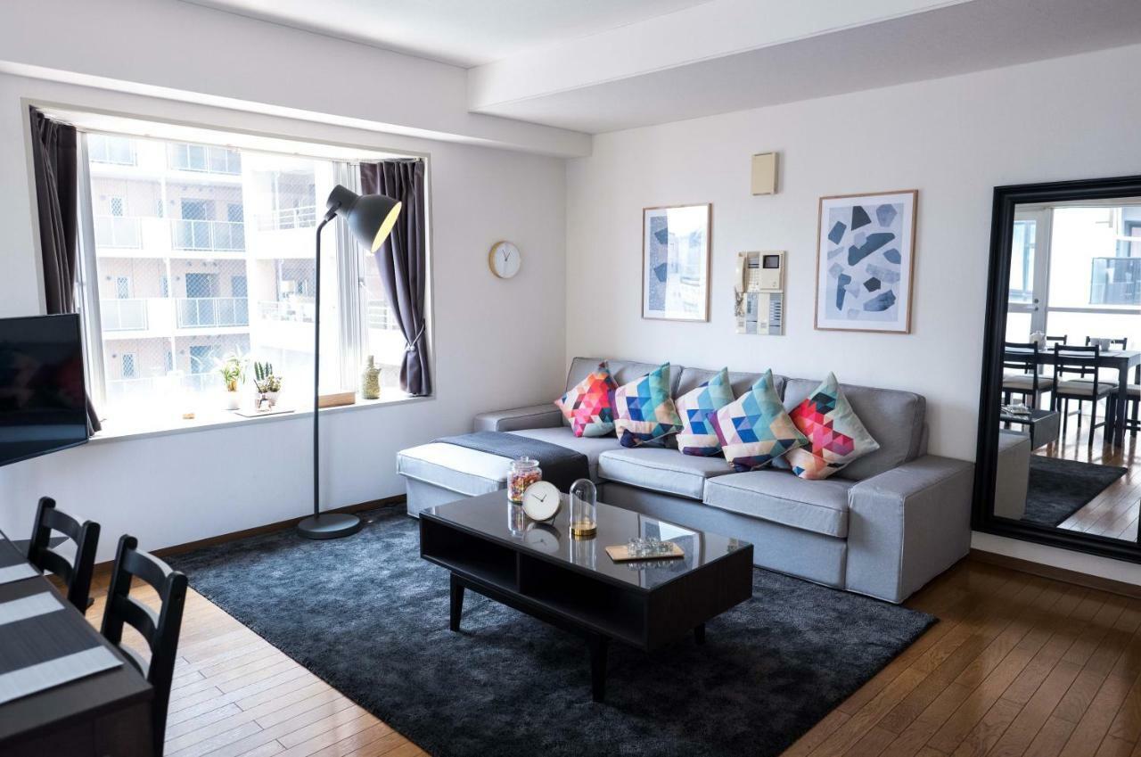 Apartemen Charming With Private Balcony