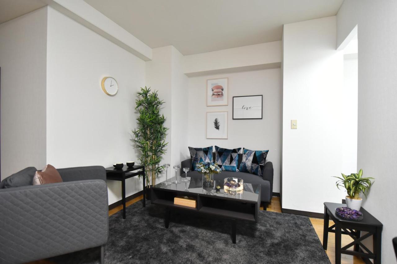 Charming With Private Balcony Apartemen *